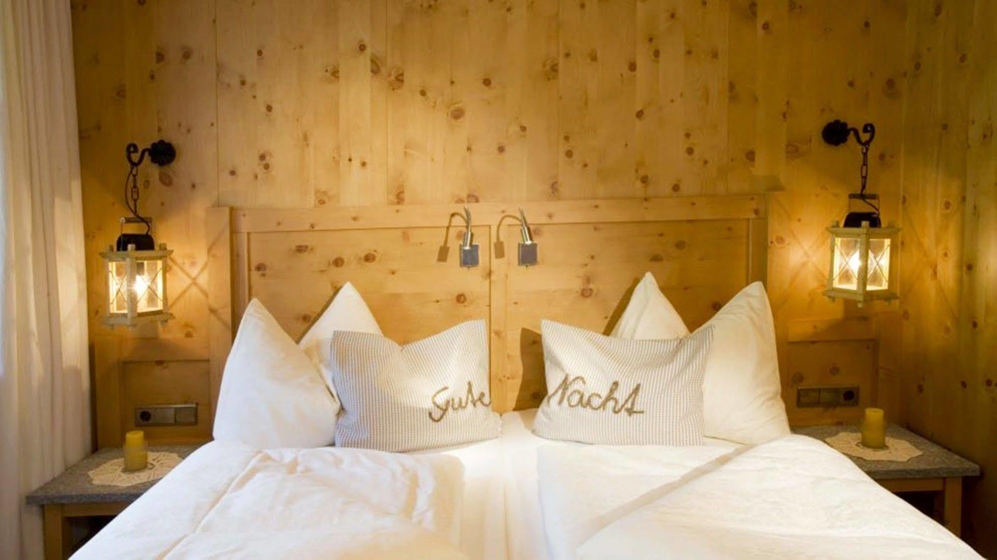 Natur- & Wanderhotel Tuxertal Eksteriør bilde